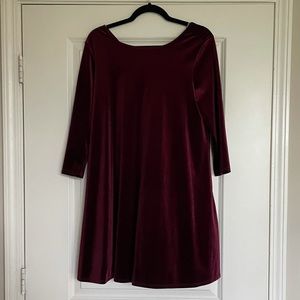 3/4 sleeve velvet dress - large